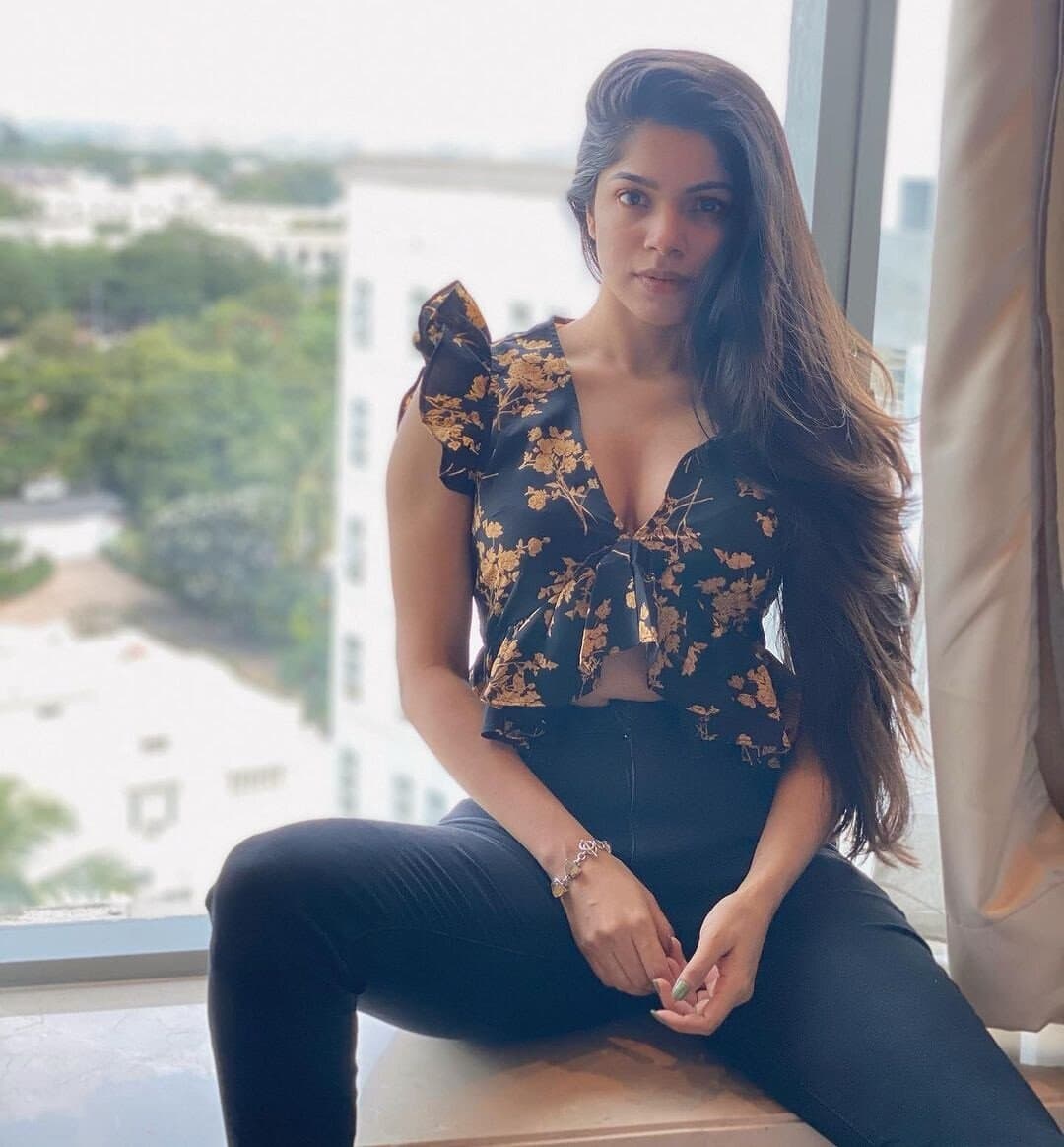 Exclusive escort Udaipur
